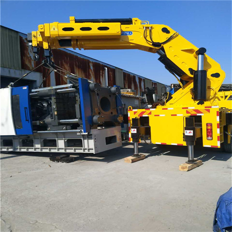 高青县 大吨位折臂吊出租费用解析：一小时租赁多少钱