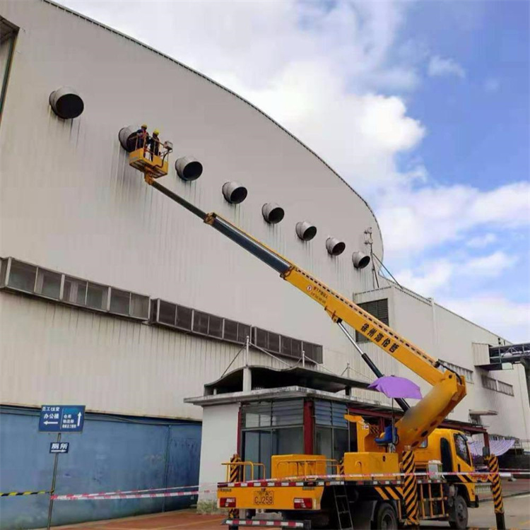 高青县高空作业车出租服务：专业广告牌安装解决方案